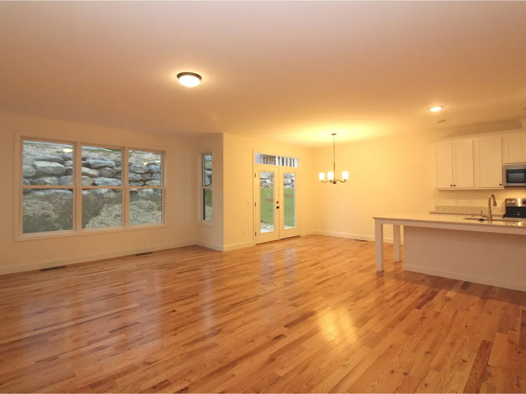 31 Ledge Way South Burlington VT 05403