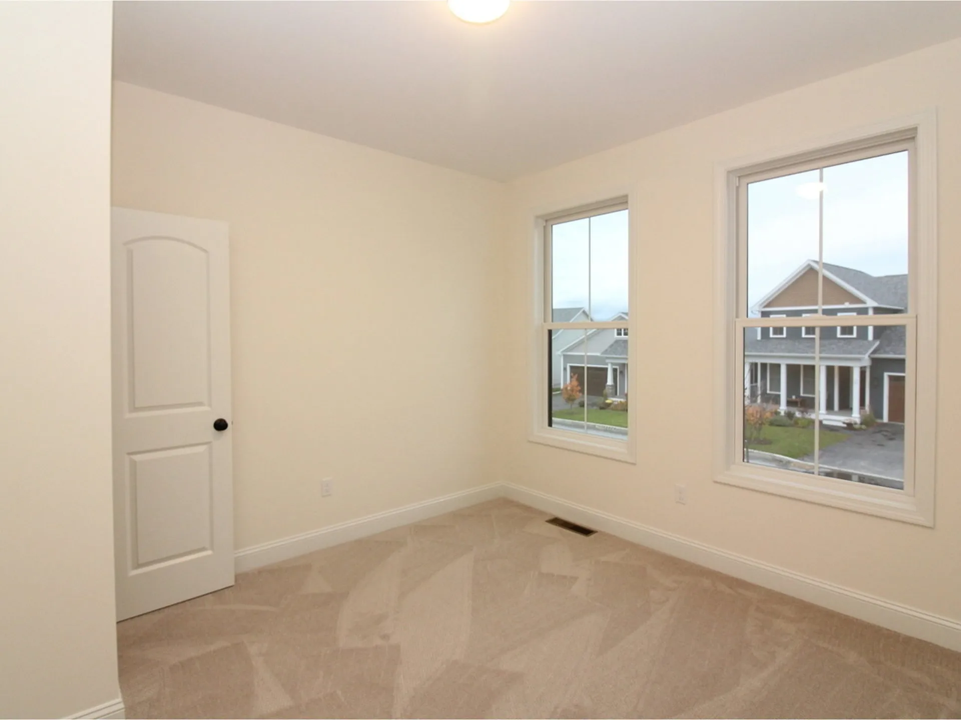 31 Ledge Way South Burlington VT 05403