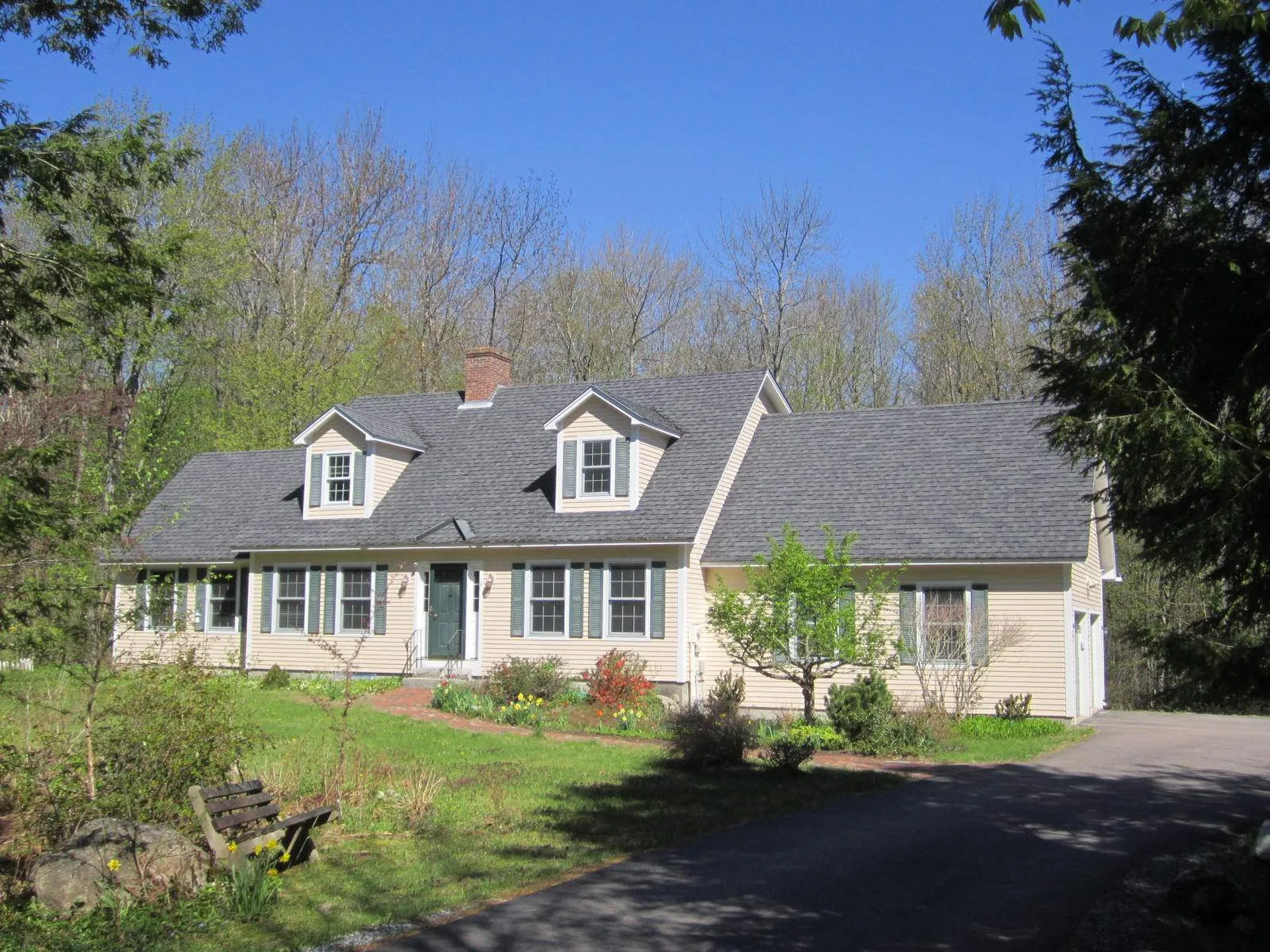 626 Bog Road New London NH 03257