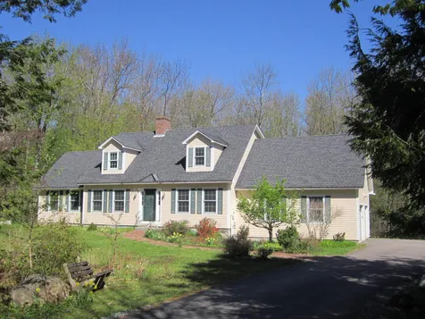 626 Bog Road New London NH 03257