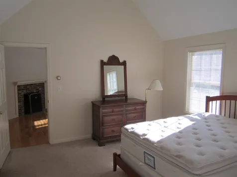 626 Bog Road New London NH 03257