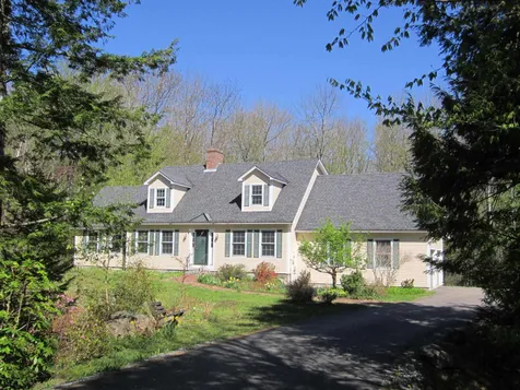 626 Bog Road New London NH 03257
