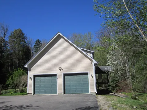 626 Bog Road New London NH 03257