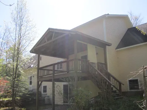 626 Bog Road New London NH 03257