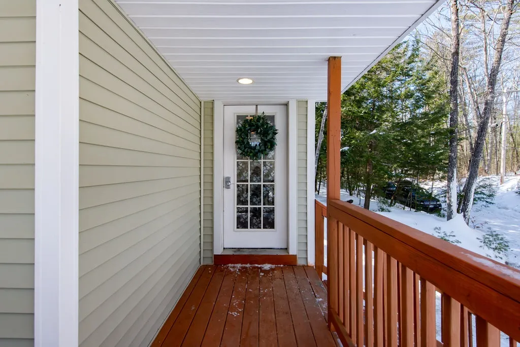 15 Pinepark Drive Barnstead NH 03218