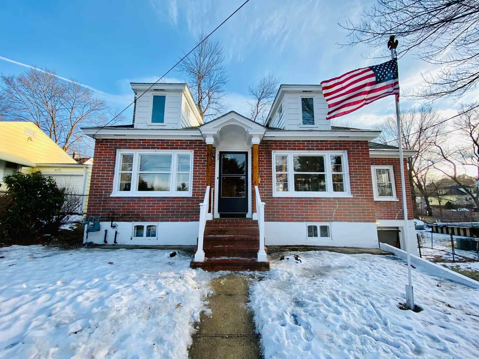 33 Dickerman Street Nashua NH 03060