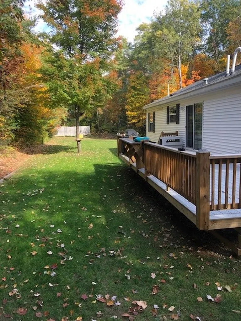 26 Jackson Avenue Conway NH 03818