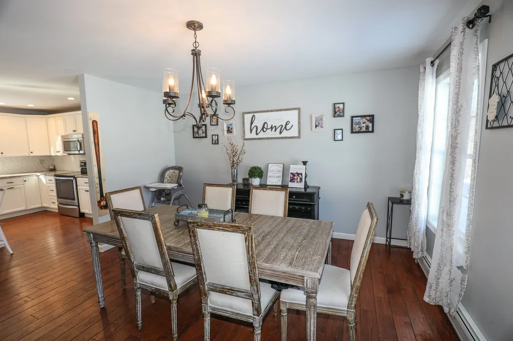 10 Lottie Lane Chichester NH 03258