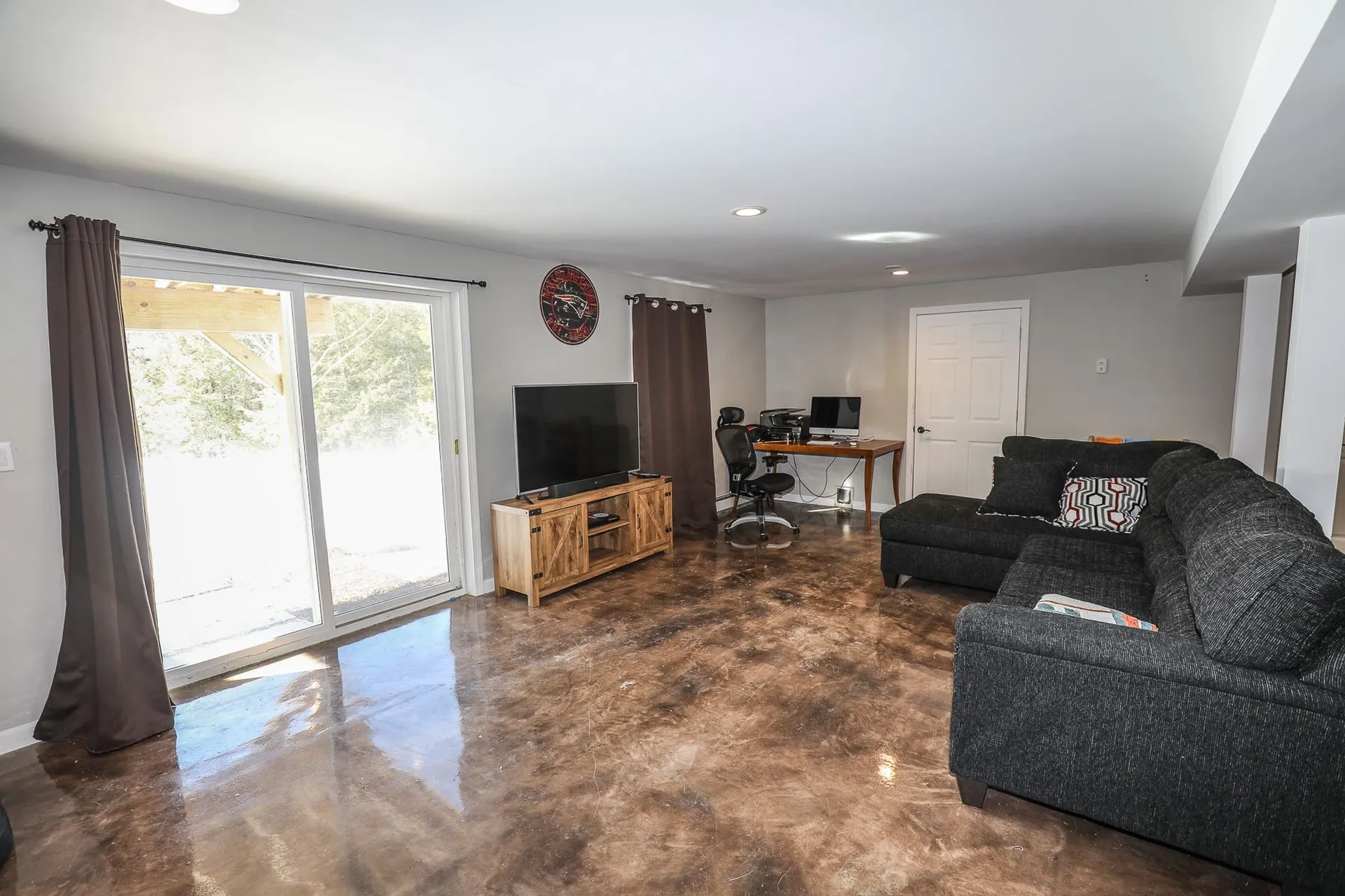 10 Lottie Lane Chichester NH 03258