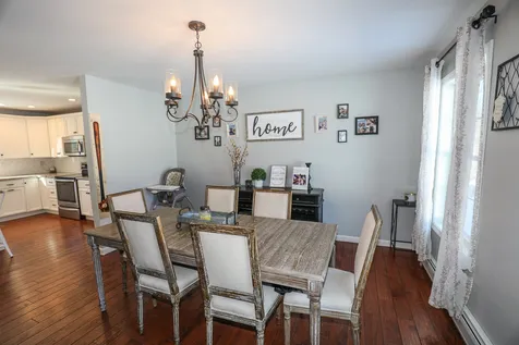 10 Lottie Lane Chichester NH 03258