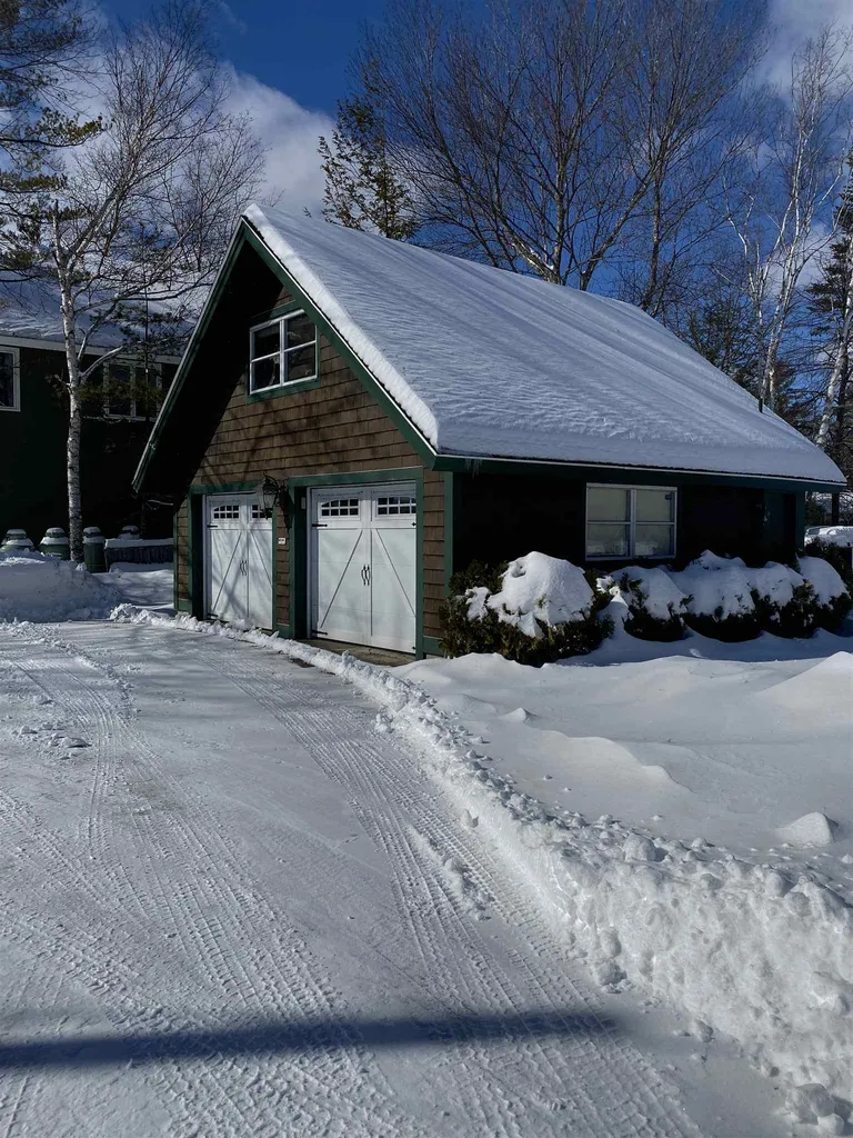 19 Clearwater Point Road Moultonborough NH 03254