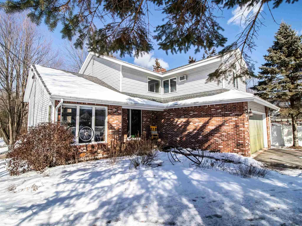 7 Ryan Circle Rochester NH 03867