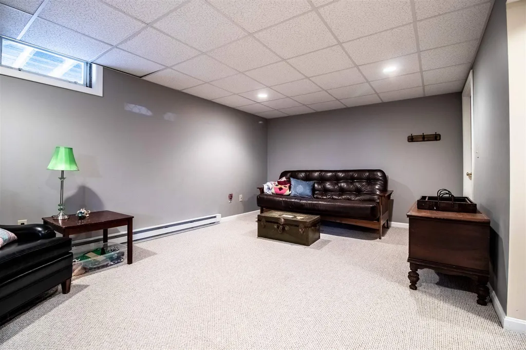 7 Ryan Circle Rochester NH 03867