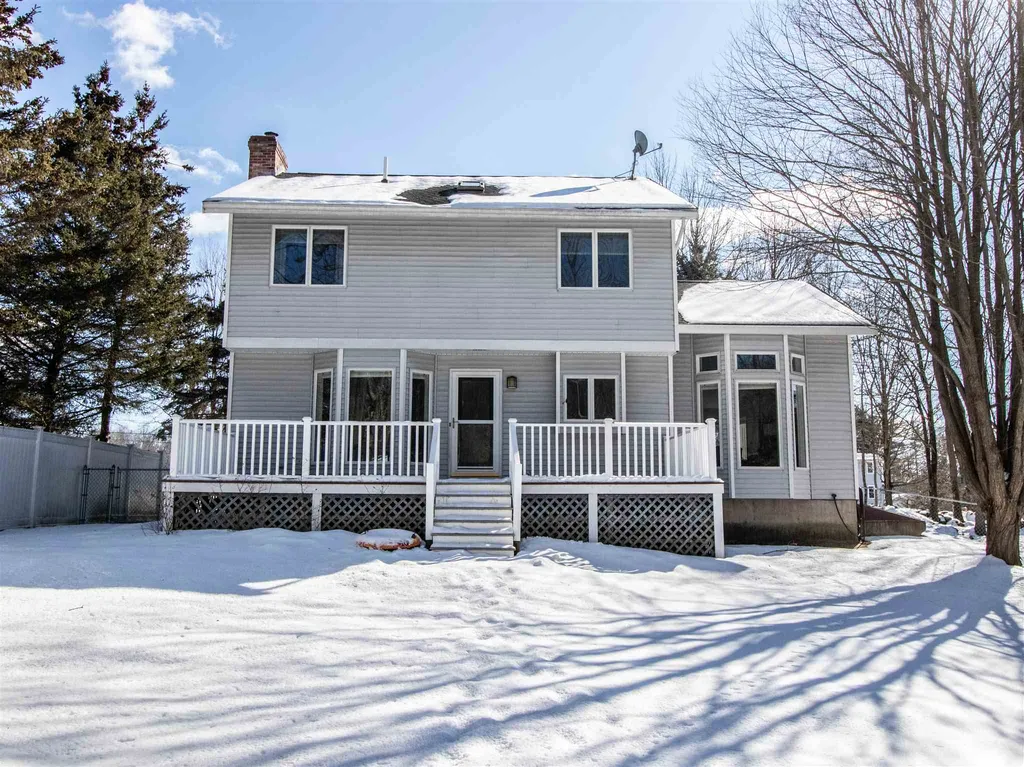 7 Ryan Circle Rochester NH 03867