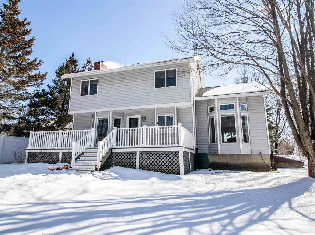 7 Ryan Circle Rochester NH 03867