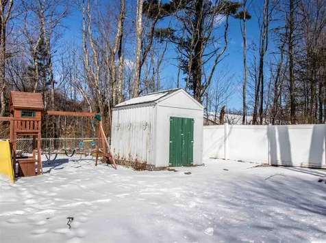 7 Ryan Circle Rochester NH 03867