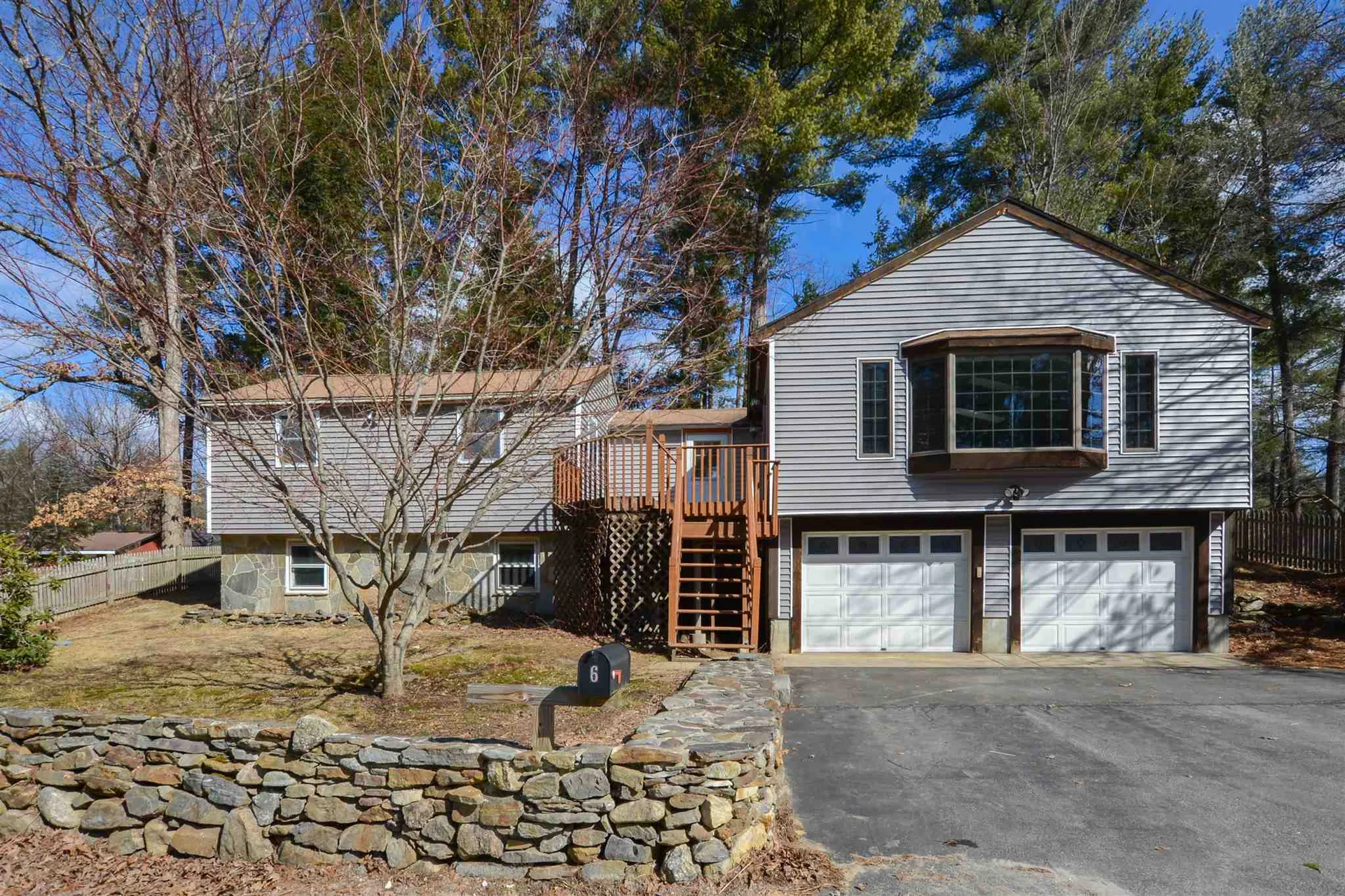 6 John Lane Merrimack NH 03054