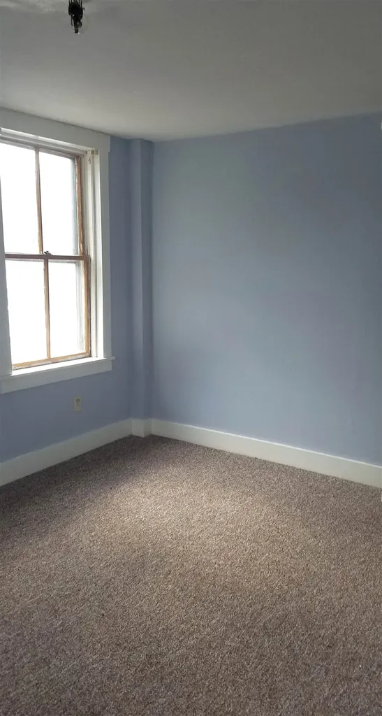 210 Elliot Street Brattleboro VT 05301