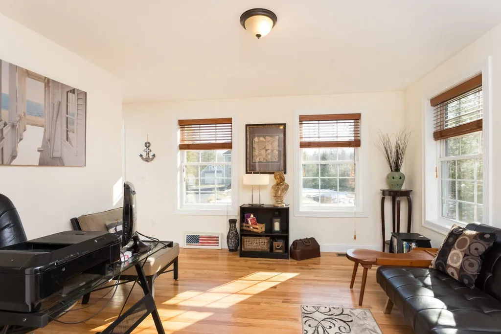 46 Greenbriar Drive Eliot ME 03903-1148