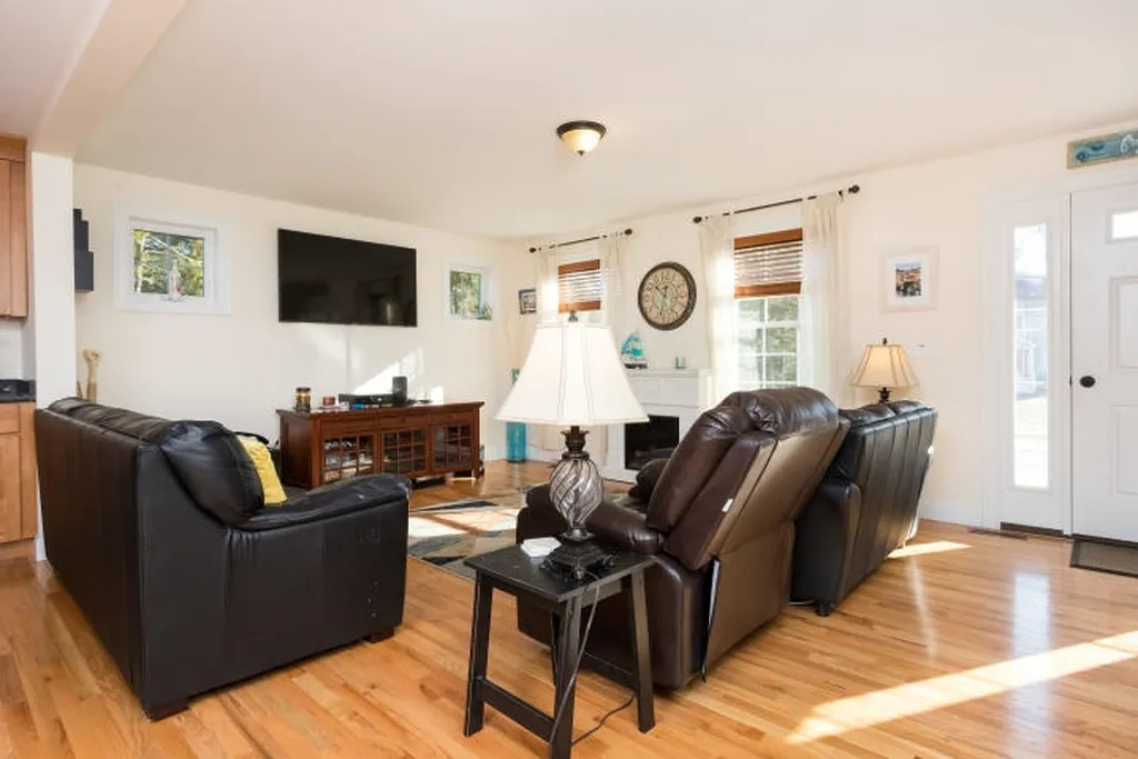 46 Greenbriar Drive Eliot ME 03903-1148