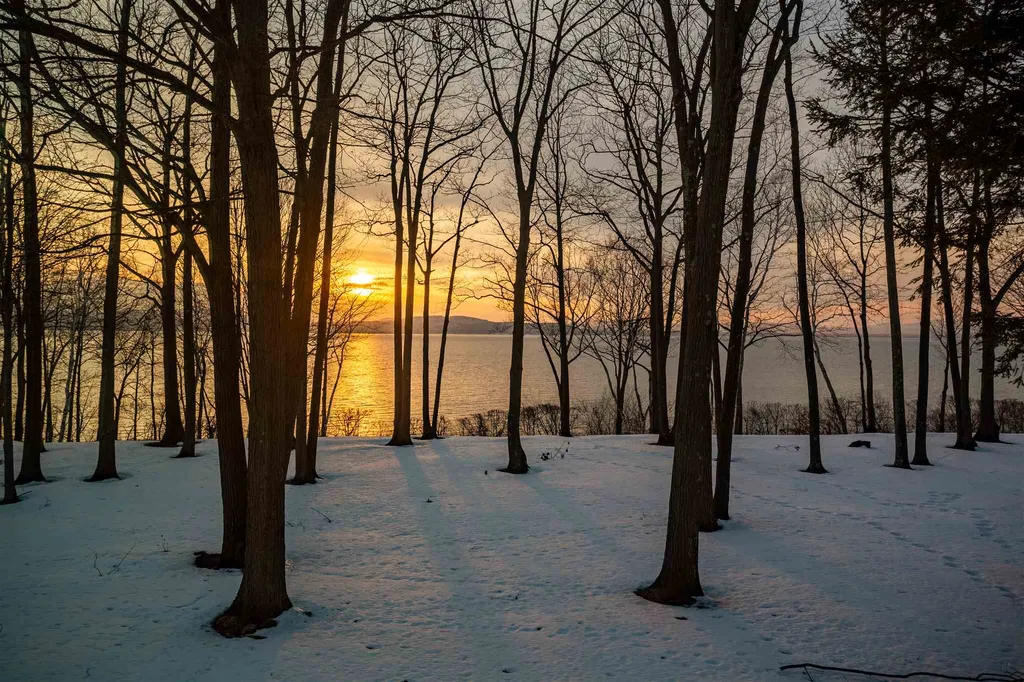 68 Northshore Drive Burlington VT 05408