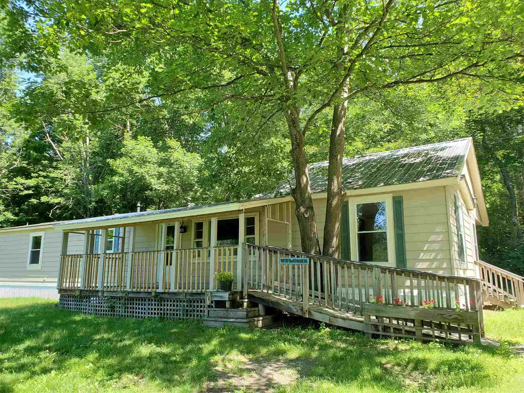 28 Orchard Road Enfield NH 03748
