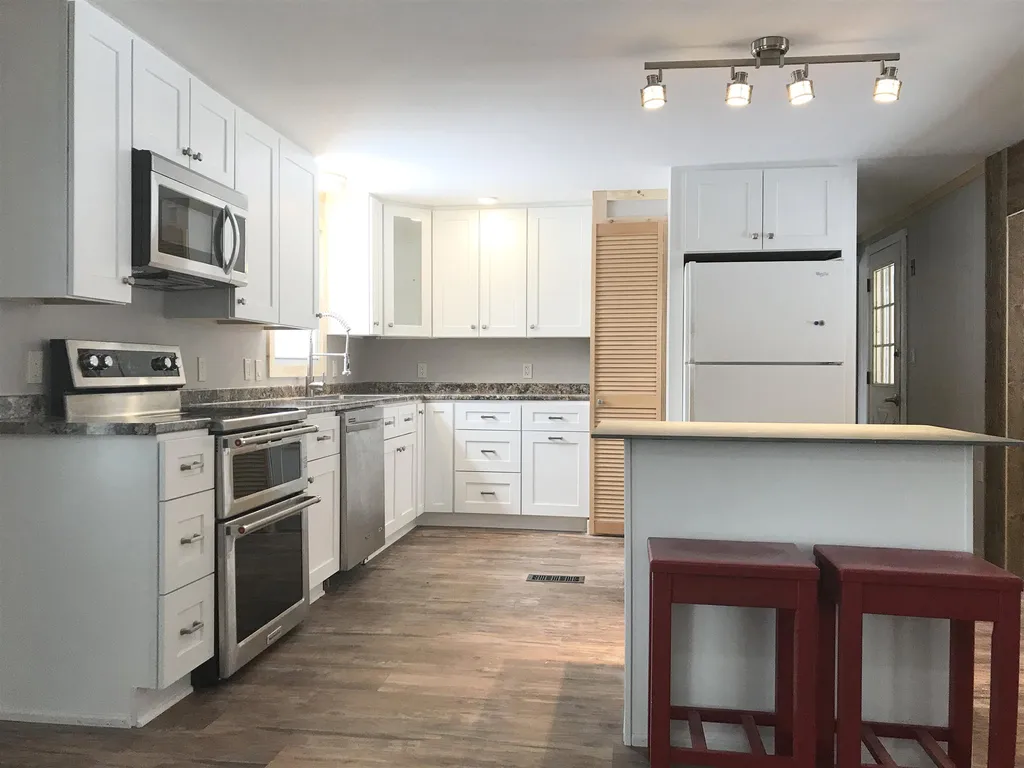 28 Orchard Road Enfield NH 03748