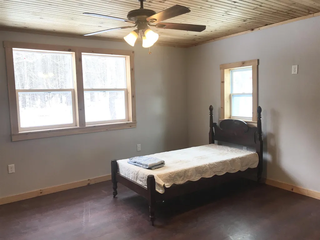 28 Orchard Road Enfield NH 03748