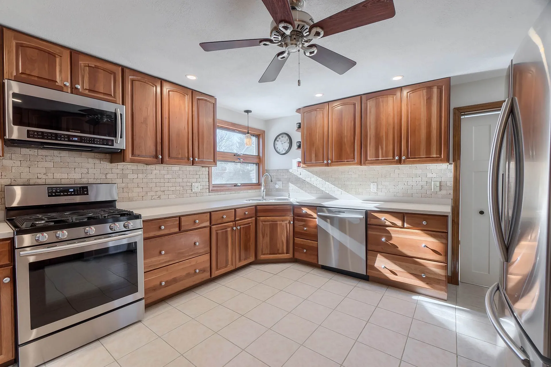 4 Lamb Road Nashua NH 03062