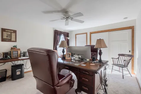4 Lamb Road Nashua NH 03062