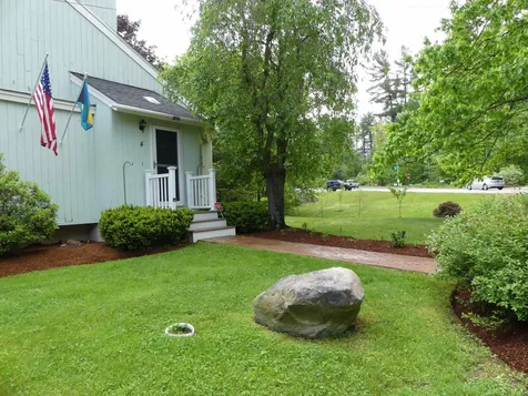 4 Lamb Road Nashua NH 03062