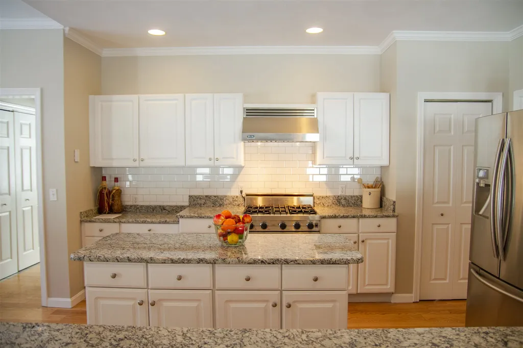 29 Oakmont Drive Concord NH 03301