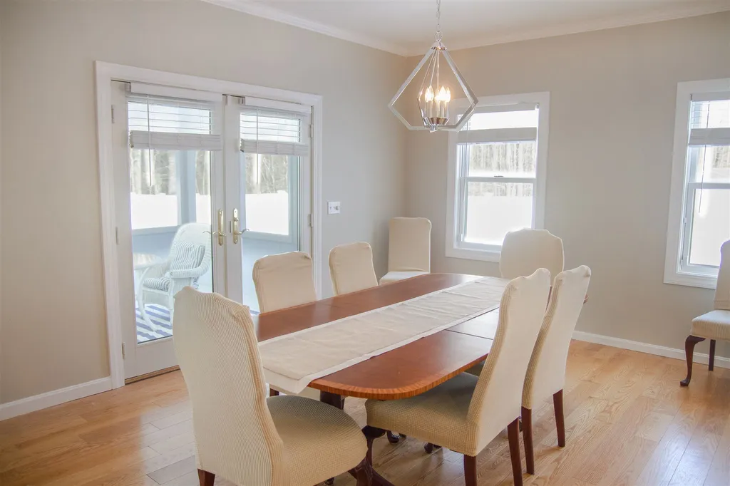 29 Oakmont Drive Concord NH 03301