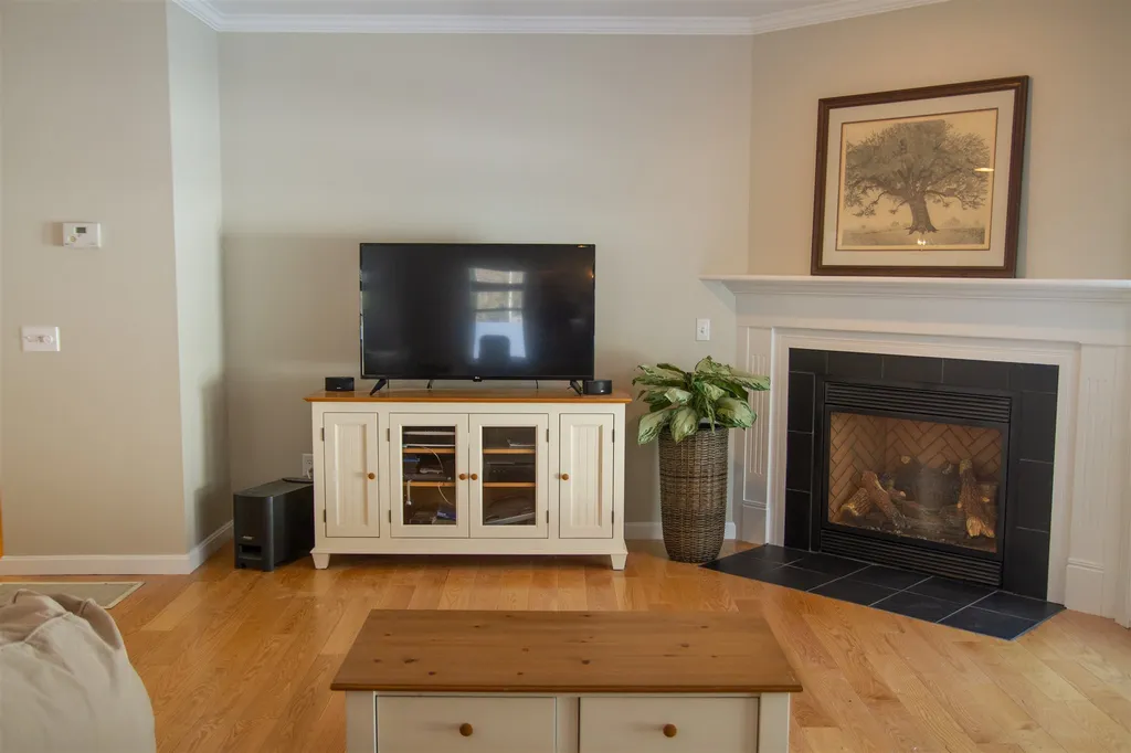 29 Oakmont Drive Concord NH 03301