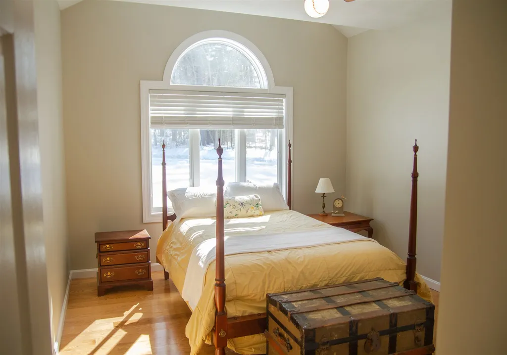 29 Oakmont Drive Concord NH 03301