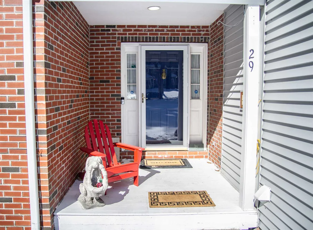 29 Oakmont Drive Concord NH 03301