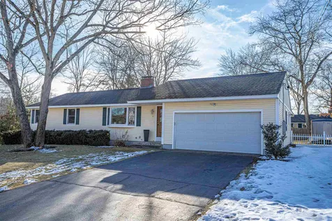 9 Rugby Road Nashua NH 03063