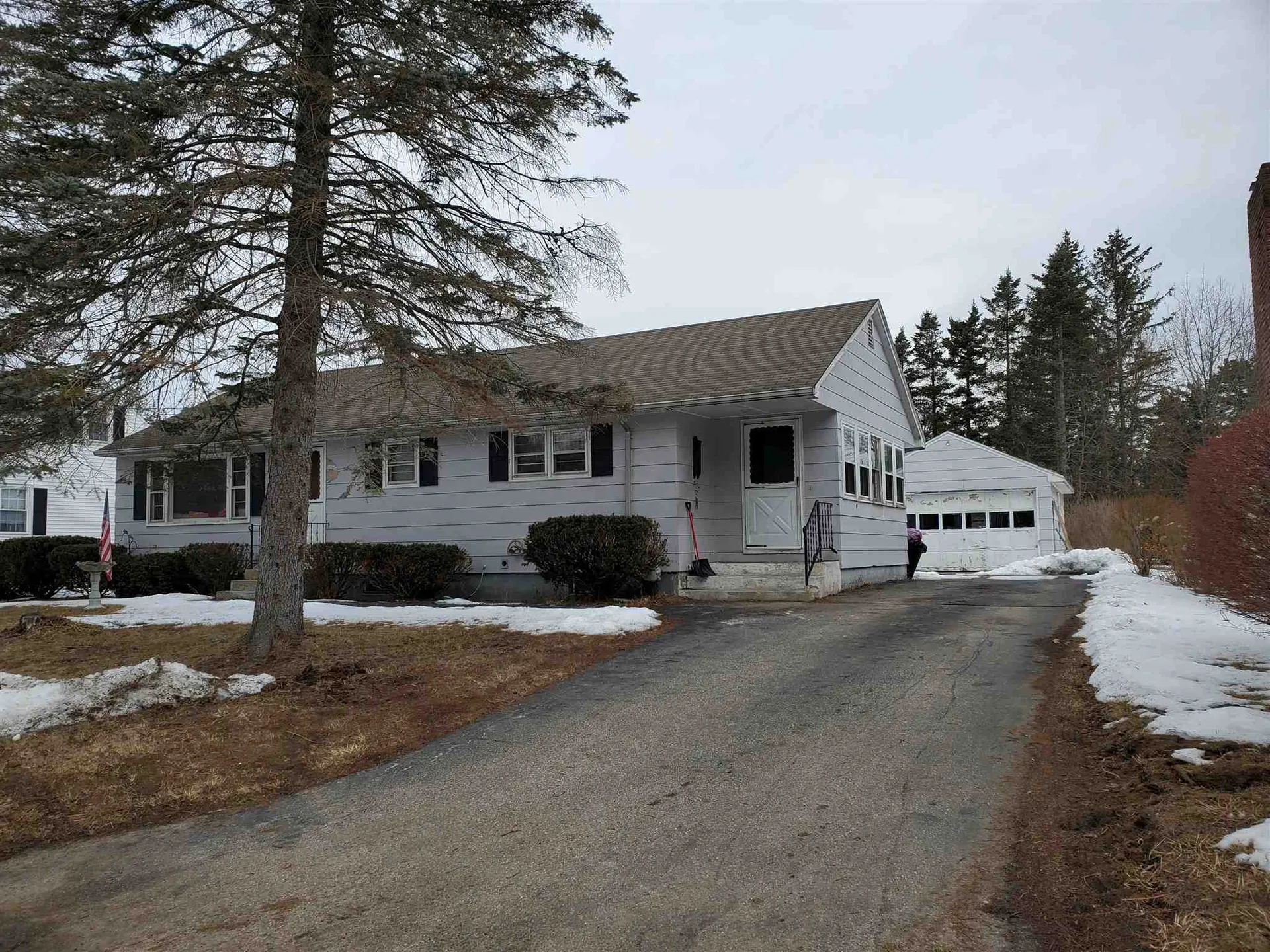 11 Dudley Drive Concord NH 03301