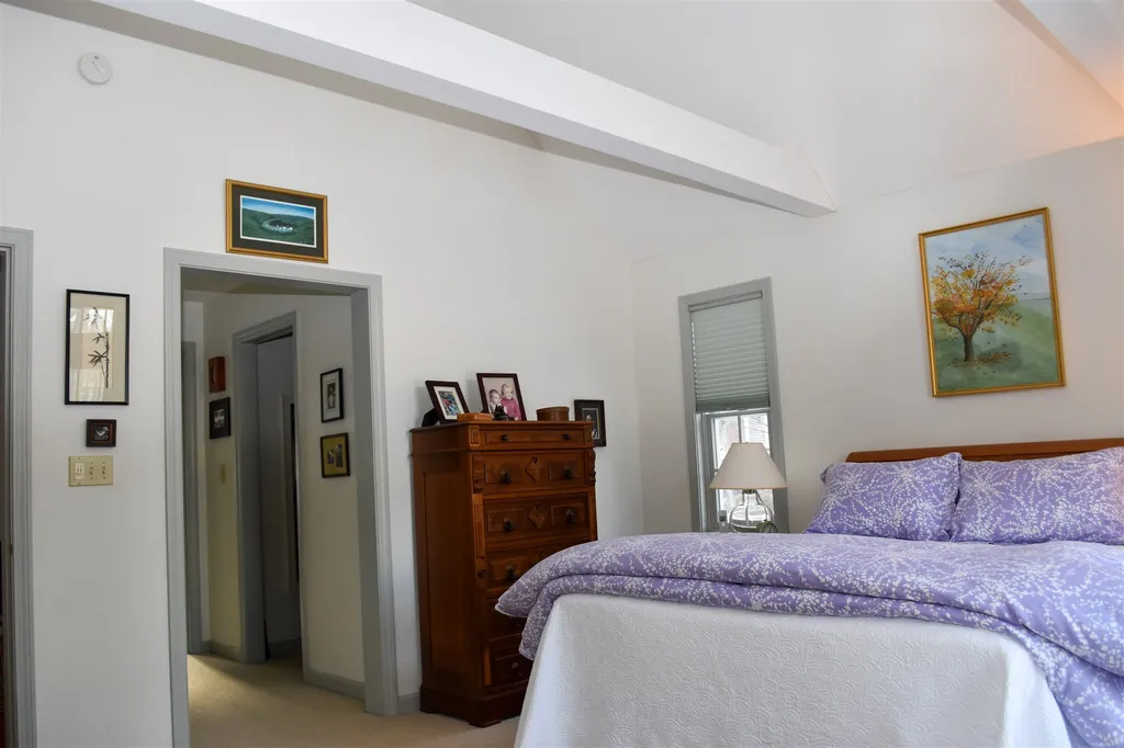 195 Tracy Road New London NH 03257