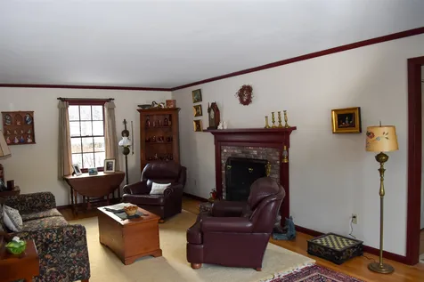 195 Tracy Road New London NH 03257
