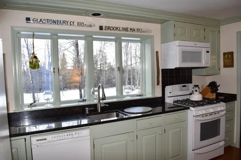 195 Tracy Road New London NH 03257