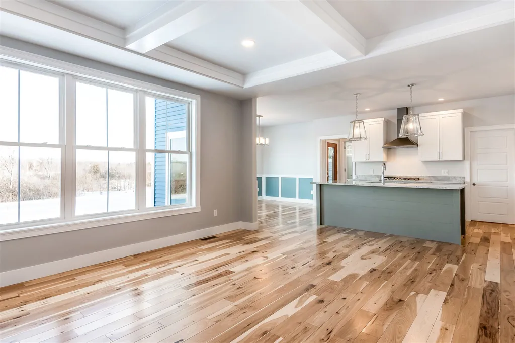 11 Luke Lane Shelburne VT 05482