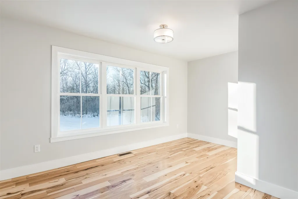 11 Luke Lane Shelburne VT 05482