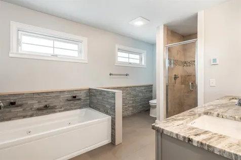 11 Luke Lane Shelburne VT 05482