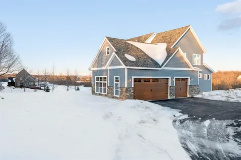 11 Luke Lane Shelburne VT 05482