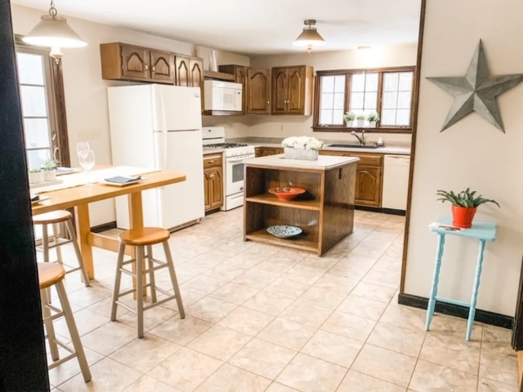79 Ricky Nelson Road Strafford NH 03884