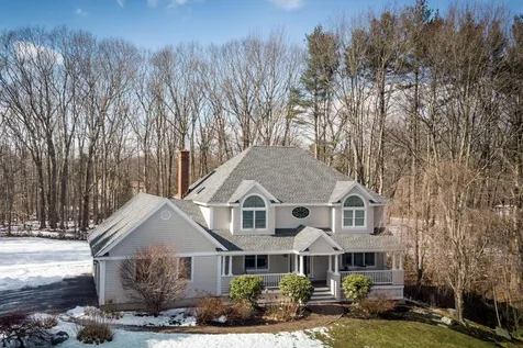 13 Jeffrey Drive York ME 03909
