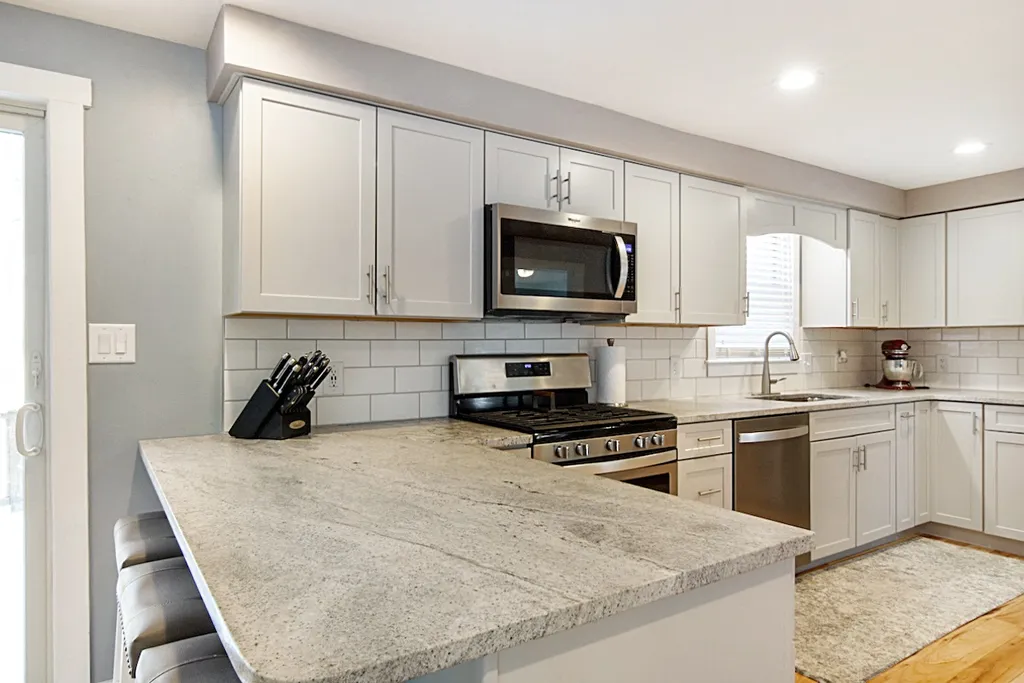 20 Butterfield Lane Stratham NH 03885