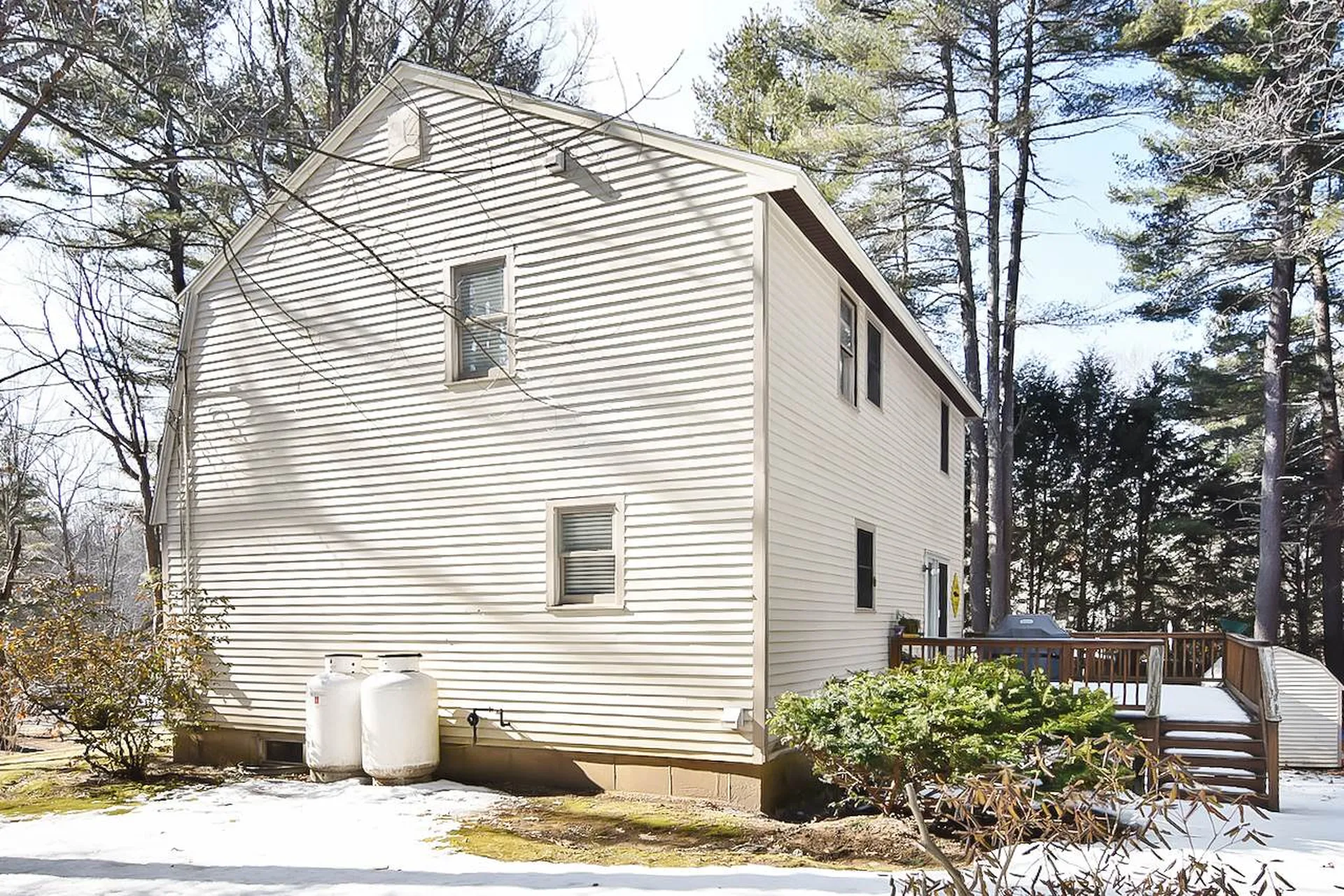 20 Butterfield Lane Stratham NH 03885