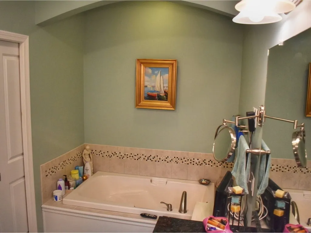 63 Aspen Circle Shelburne VT 05482